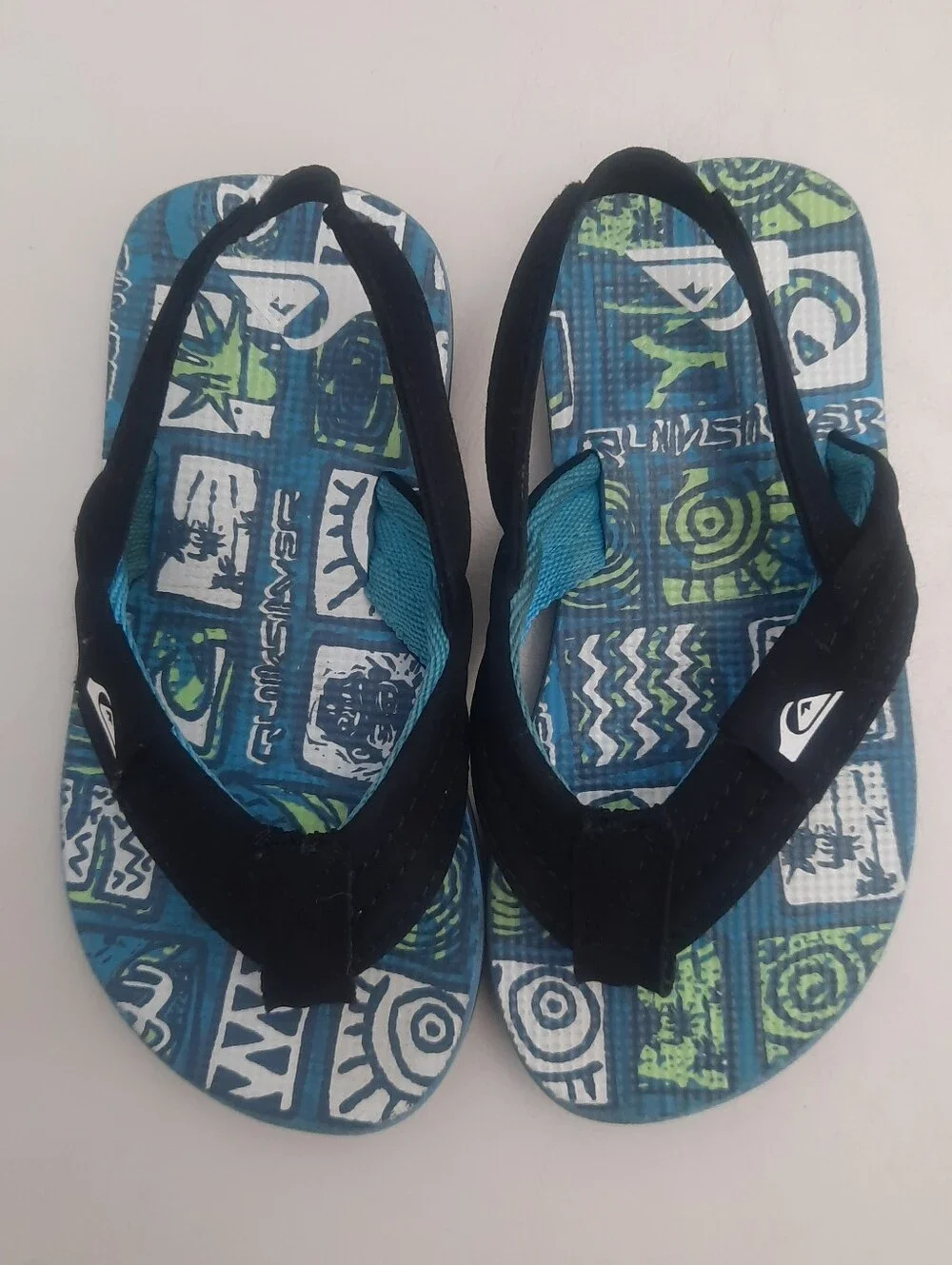 Quiksilver Teal, Blue & Green Graphic Flip Flops